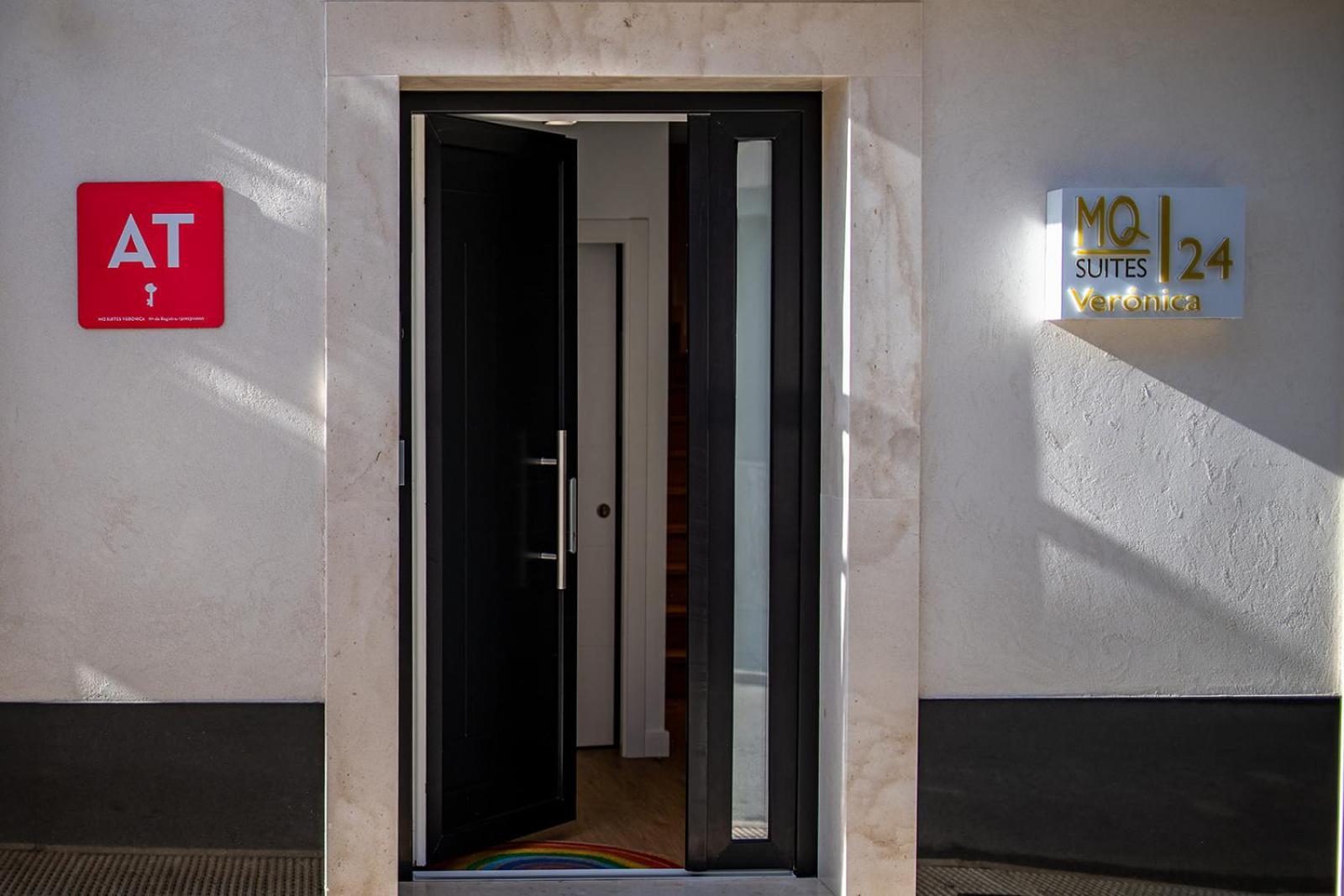 Mq Suites Veronica Valdepeñas Extérieur photo